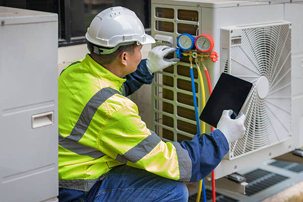 Professional Hvac technician working in Harrah, OK